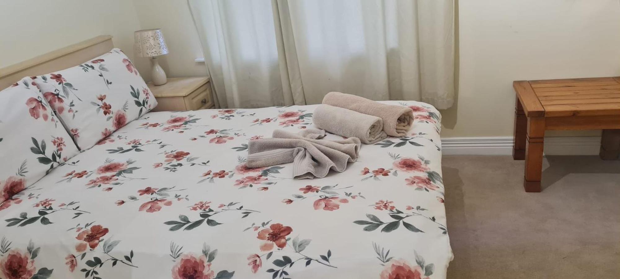 2 Bed Cosy Apartment In Heart Of Mullingar. 外观 照片
